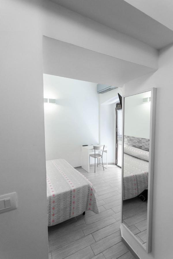 Z'Bass Rooms Termoli Kültér fotó